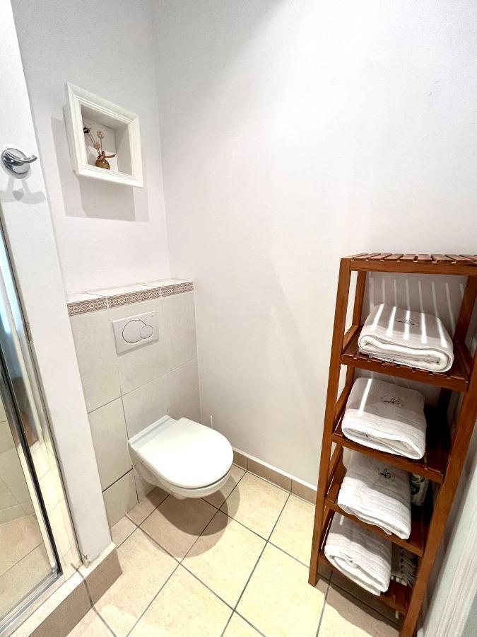Agapella Apartamenty- Apartament Helska 3 - 250M Form The Beach, Free Parking Sopot Esterno foto